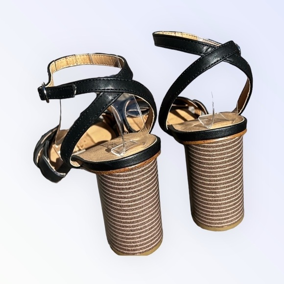 🌻NEW Indigo Rd. Black "Amoke" Heels Size 9.5 - Picture 4 of 11